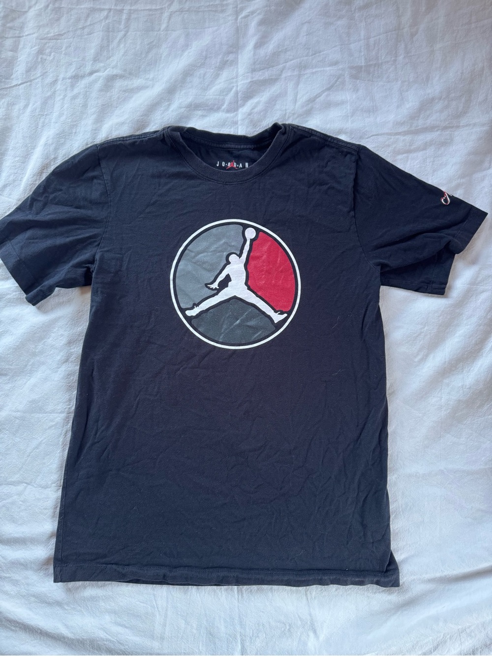 Nike Jordan T-shirt Short Sleeve Black And Red Design Size Small Made In Mexico